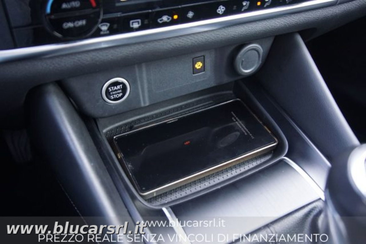 Nissan Qashqai 1.3 mhev N-Connecta 2wd 140cv (15)