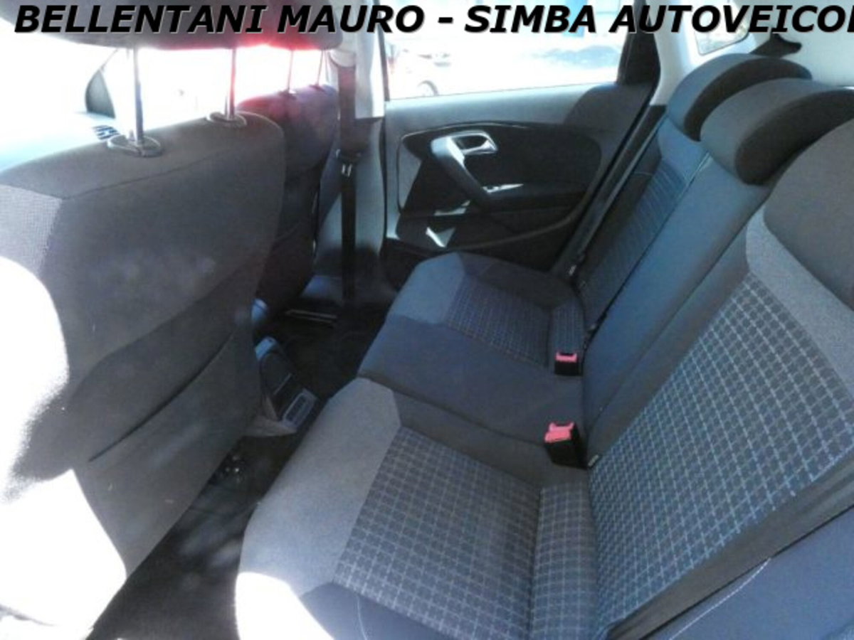 Volkswagen Polo 1.0 MPI 75 CV 5p. Comfortline (9)