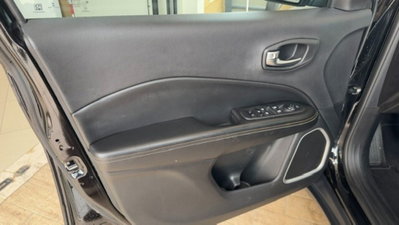 Jeep Compass 1.6 Multijet II 2WD Longitude (10)