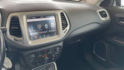 Jeep Compass 1.6 Multijet II 2WD Longitude (13)