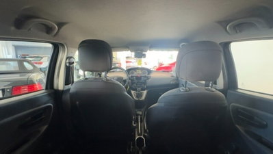 Lancia Ypsilon 1.2 69 CV 5 porte Silver (11)