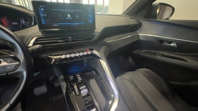 Peugeot 3008 BlueHDi 130 S&S EAT8 Allure Pack (14)