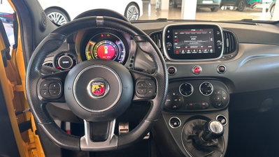 Abarth 595 595 1.4 Turbo T-Jet 160 CV Pista (11)