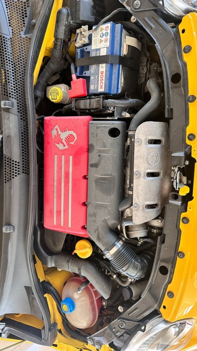 Abarth 595 595 1.4 Turbo T-Jet 160 CV Pista (16)