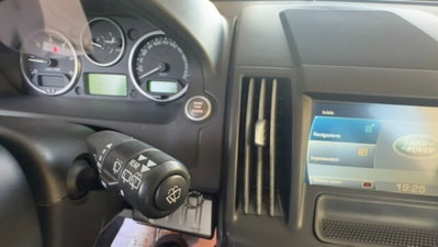 Land Rover Freelander 2.2 SD4 S.W. HSE (14)