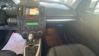 Land Rover Freelander 2.2 SD4 S.W. HSE (16)