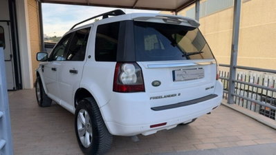 Land Rover Freelander 2.2 SD4 S.W. HSE (6)
