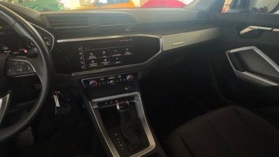 Audi Q3 35 TDI quattro S tronic Business Advanced (11)