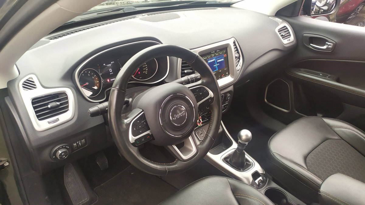 Jeep Compass 1.4 MultiAir 2WD Longitude (11)