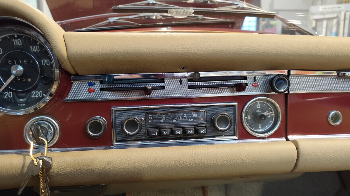 Mercedes-Benz SL 280 cat Chrome (13)