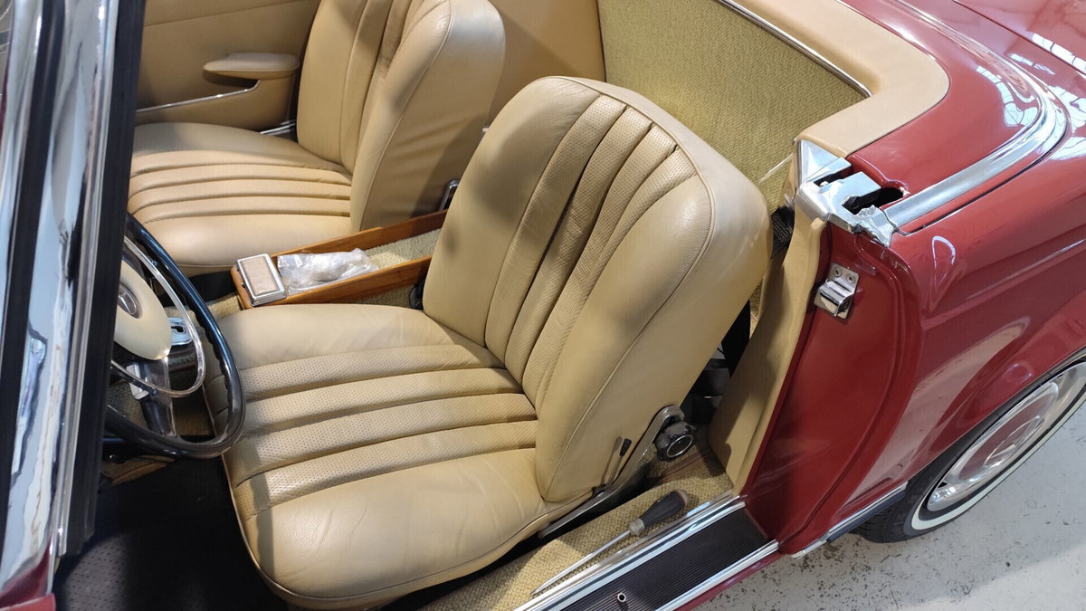 Mercedes-Benz SL 280 cat Chrome (14)
