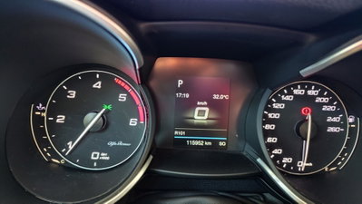 Alfa Romeo Stelvio Stelvio 2.2 Turbodiesel 190 CV AT8 Q4 Super Business (10)