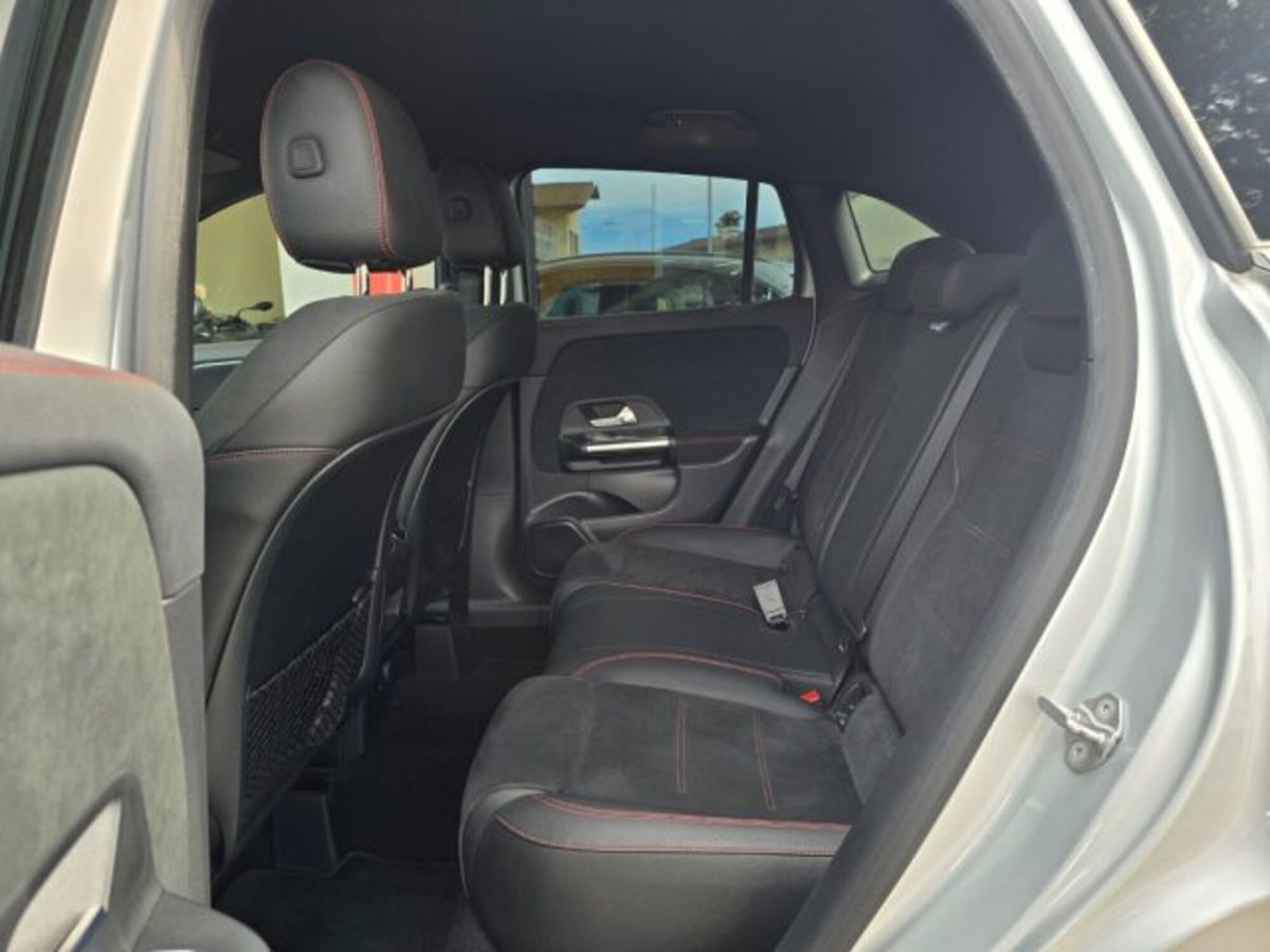 Mercedes-Benz GLA SUV 200 d AMG Line Premium Plus 4matic auto (7)