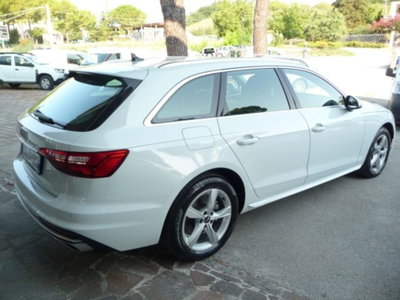 Audi A4 Avant 40 g-tron S tronic Business Advanced (3)