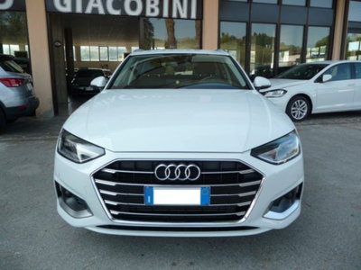 Audi A4 Avant 40 g-tron S tronic Business Advanced (4)