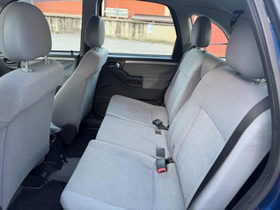 Opel Meriva 1.6 16V Cosmo (8)