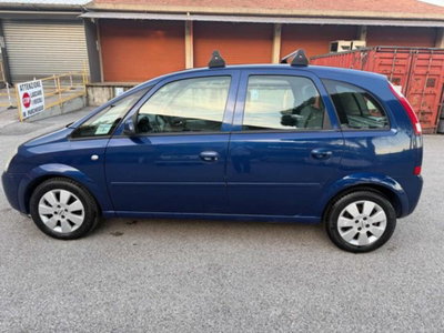 Opel Meriva 1.6 16V Cosmo (9)