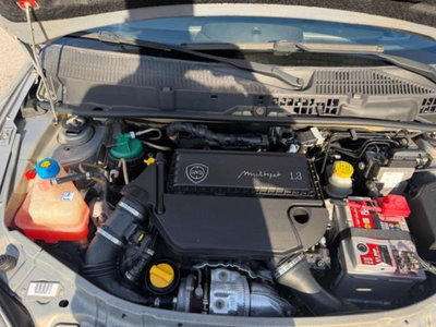Lancia Ypsilon 1.3 MJT 75 CV Diva (20)