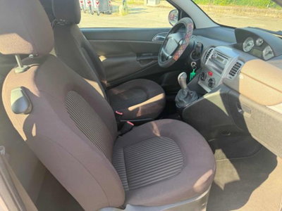 Lancia Ypsilon 1.3 MJT 75 CV Diva (6)