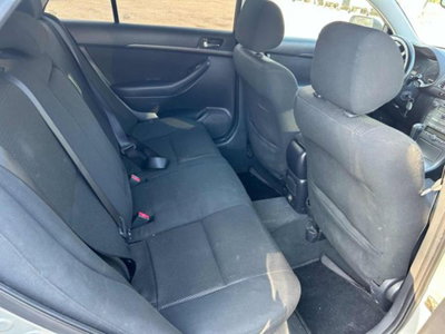 Toyota Avensis Station Wagon 2.0 D-4D 16V Station Wagon (5)
