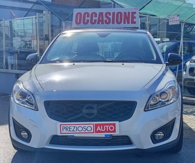 Volvo C30 D2 R-Design (2)