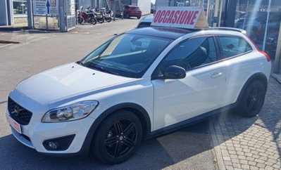 Volvo C30 D2 R-Design (4)