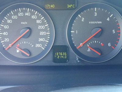 Volvo C30 D2 R-Design (7)