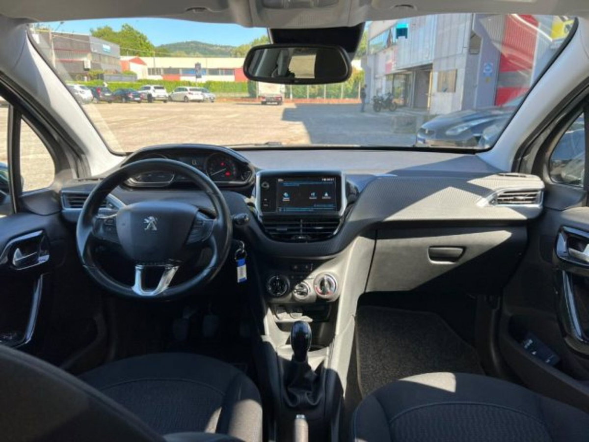 Peugeot 208 82 Stop&Start 5 porte Signature (11)