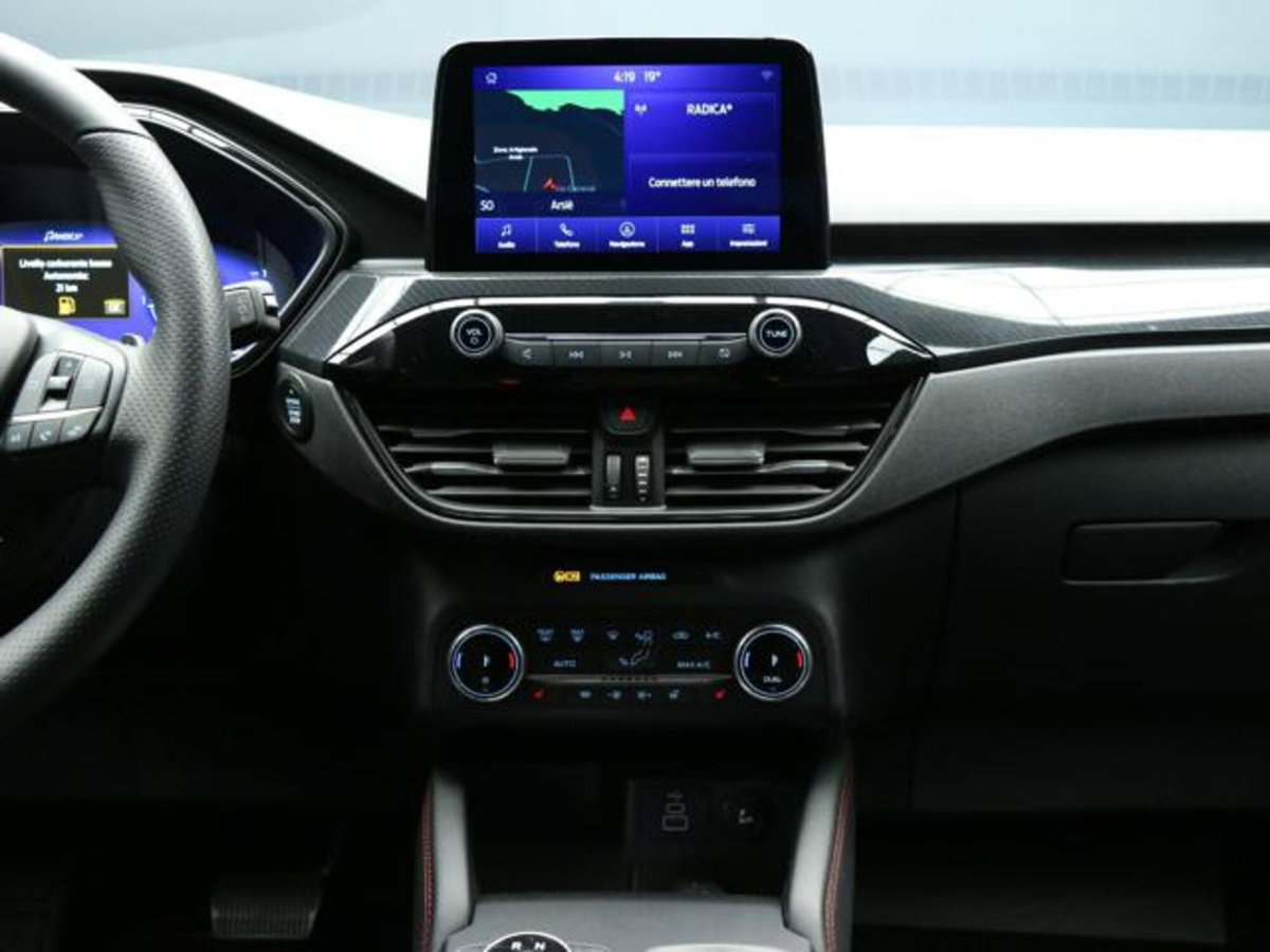 Ford Kuga 2.0 EcoBlue 120 CV aut. 2WD ST-Line X (13)