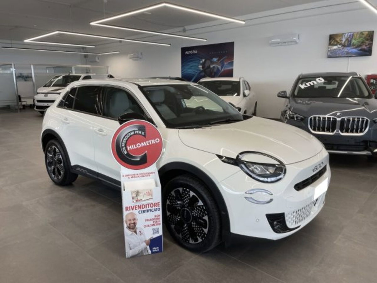 Fiat 600 1.2 hybrid La Prima 110cv auto