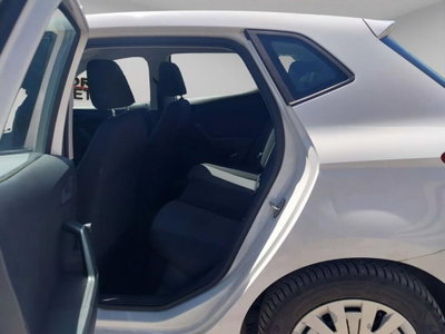 SEAT Ibiza 1.0 TGI 5 porte Reference (11)