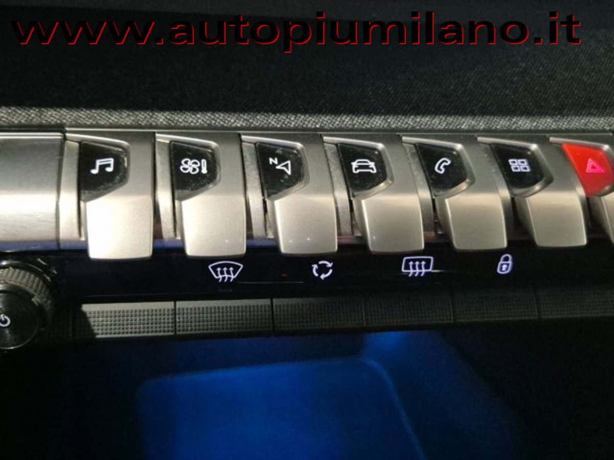 Peugeot 3008 BlueHDi 130 S&S EAT8 Allure Pack (14)