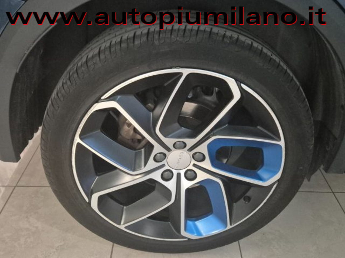 Lynk & Co 01 01 1.5 td phev (6)