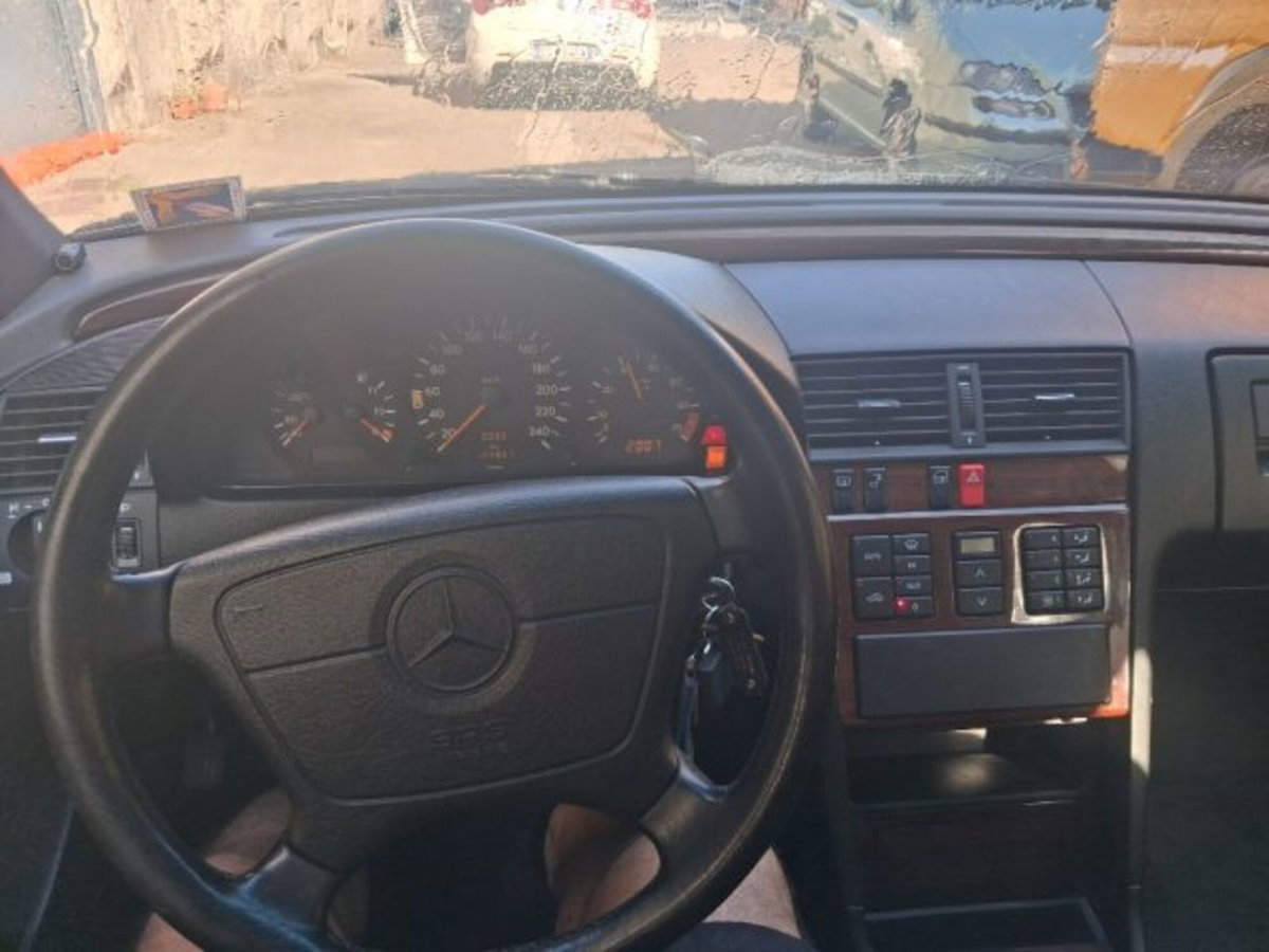 Mercedes-Benz Classe C 180 cat Classic (3)