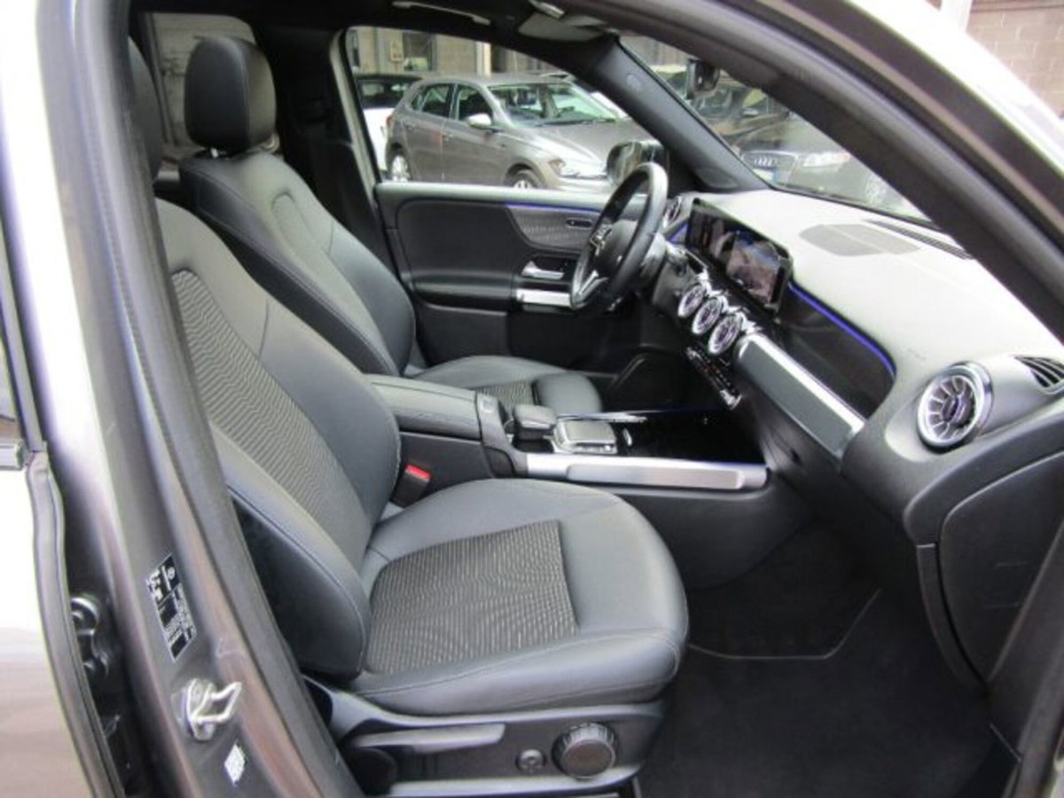 Mercedes-Benz GLB 200 d Automatic 4Matic Sport Plus (16)