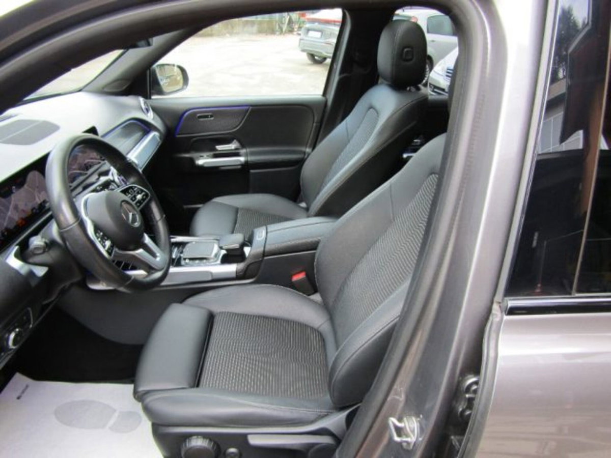 Mercedes-Benz GLB 200 d Automatic 4Matic Sport Plus (9)