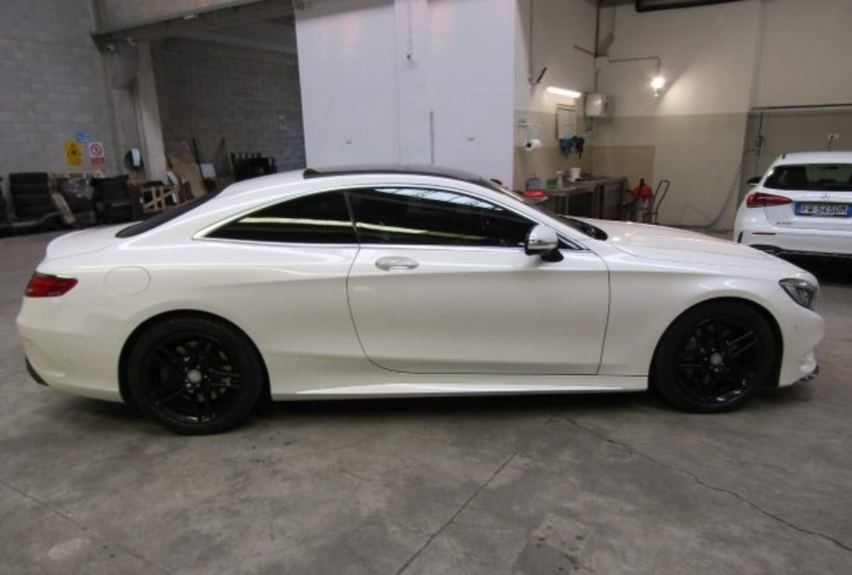 Mercedes-Benz Classe S Coupé SEC 500 Coupé 4Matic Premium (4)