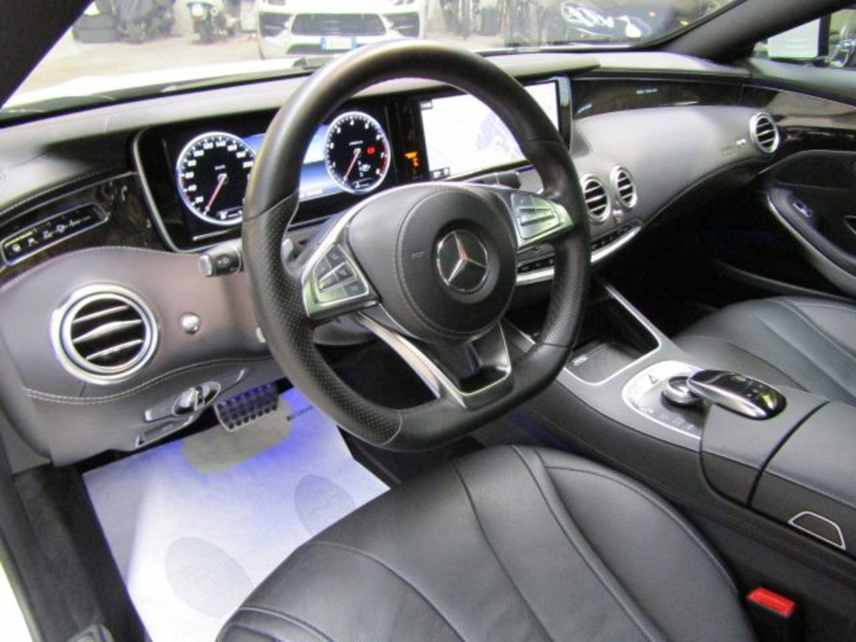 Mercedes-Benz Classe S Coupé SEC 500 Coupé 4Matic Premium (8)