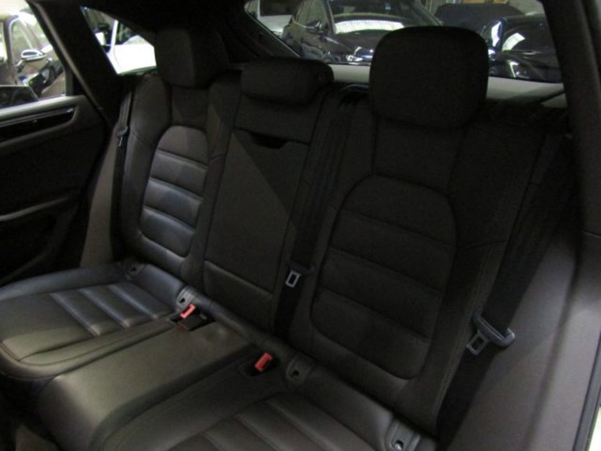 Porsche Macan 2.0 (15)