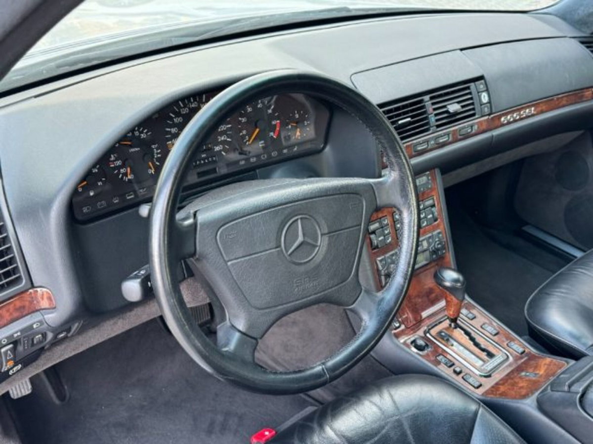 Mercedes-Benz 600 600 SEL cat (9)