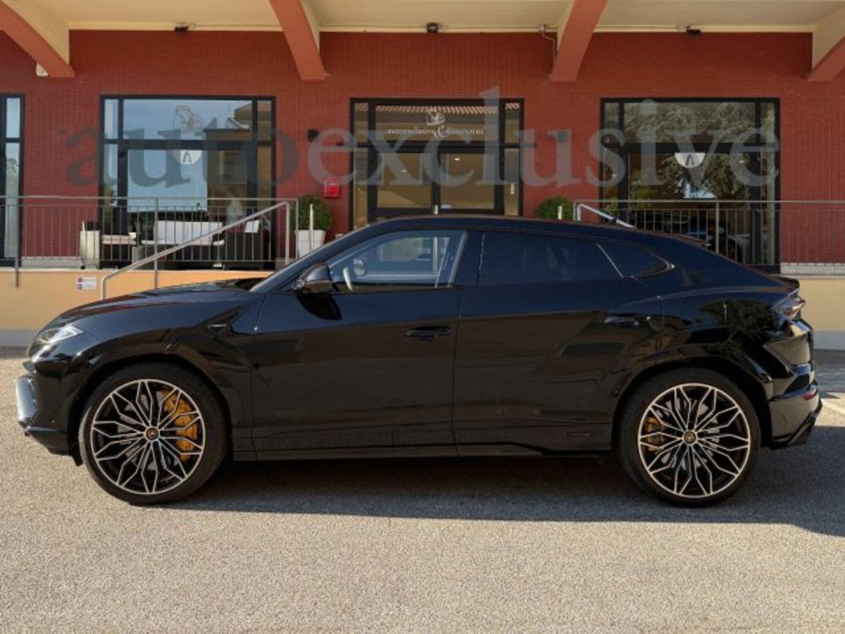 Lamborghini Urus 4.0 (2)