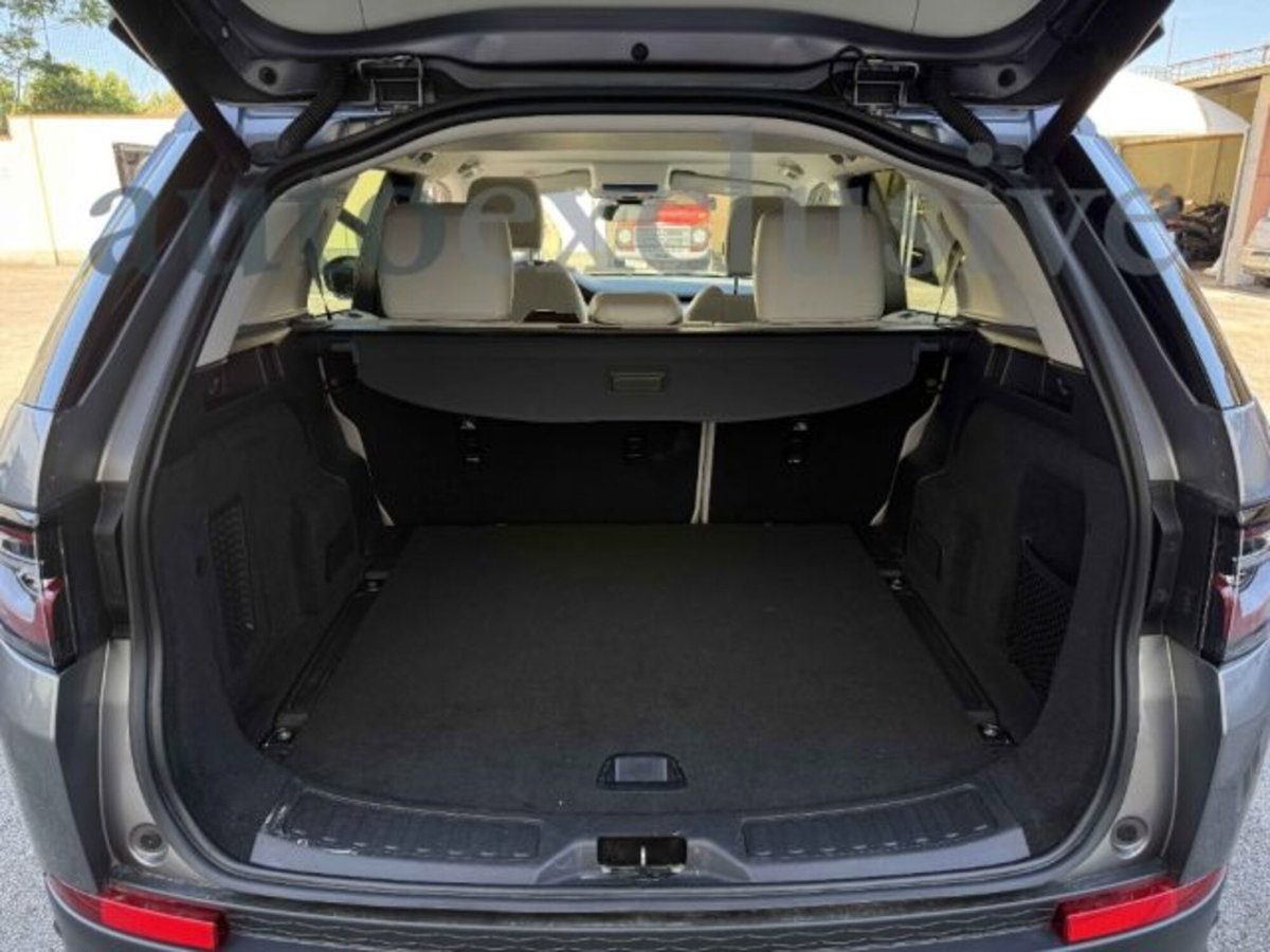 Land Rover Discovery Sport 2.0 eD4 163 CV 2WD R-Dynamic SE (16)