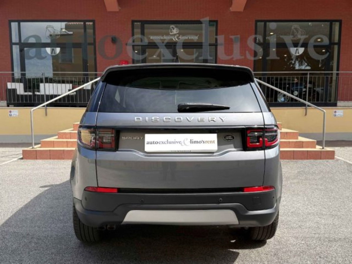 Land Rover Discovery Sport 2.0 eD4 163 CV 2WD R-Dynamic SE (5)