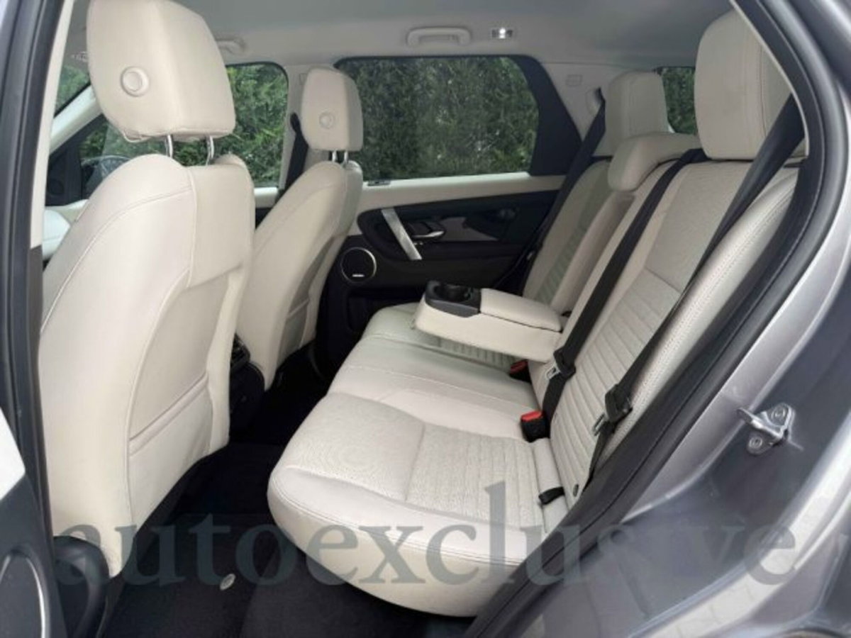 Land Rover Discovery Sport 2.0 eD4 163 CV 2WD R-Dynamic SE (7)