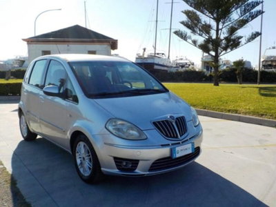 Lancia Musa 1.3 Mjt 16V 95 CV DPF Oro usata