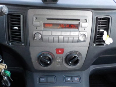 Lancia Musa 1.3 Mjt 16V 95 CV DPF Oro (18)