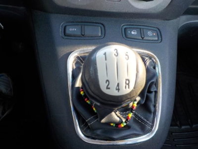Lancia Musa 1.3 Mjt 16V 95 CV DPF Oro (19)