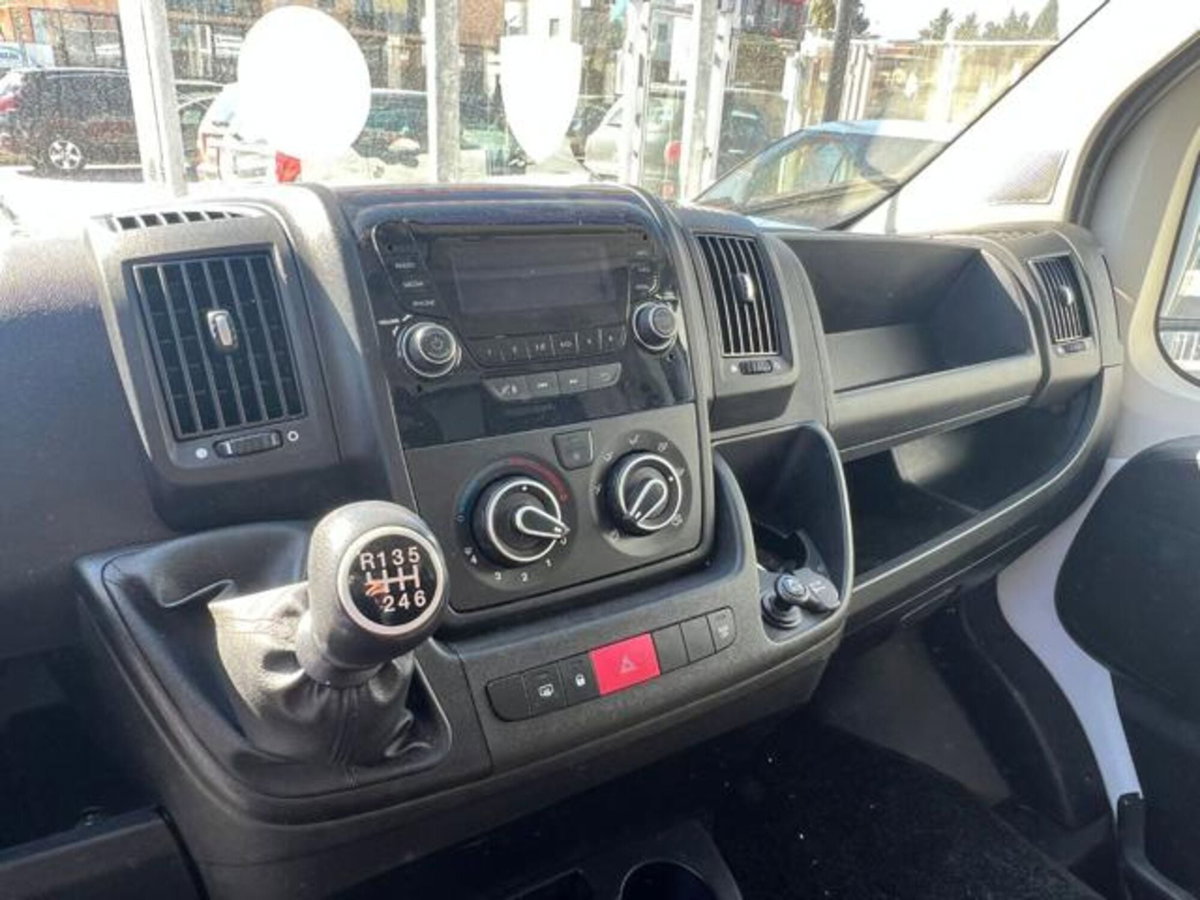 Peugeot Boxer 35 c.fisso L4 2.2 diesel 140cv S&S at8 (14)
