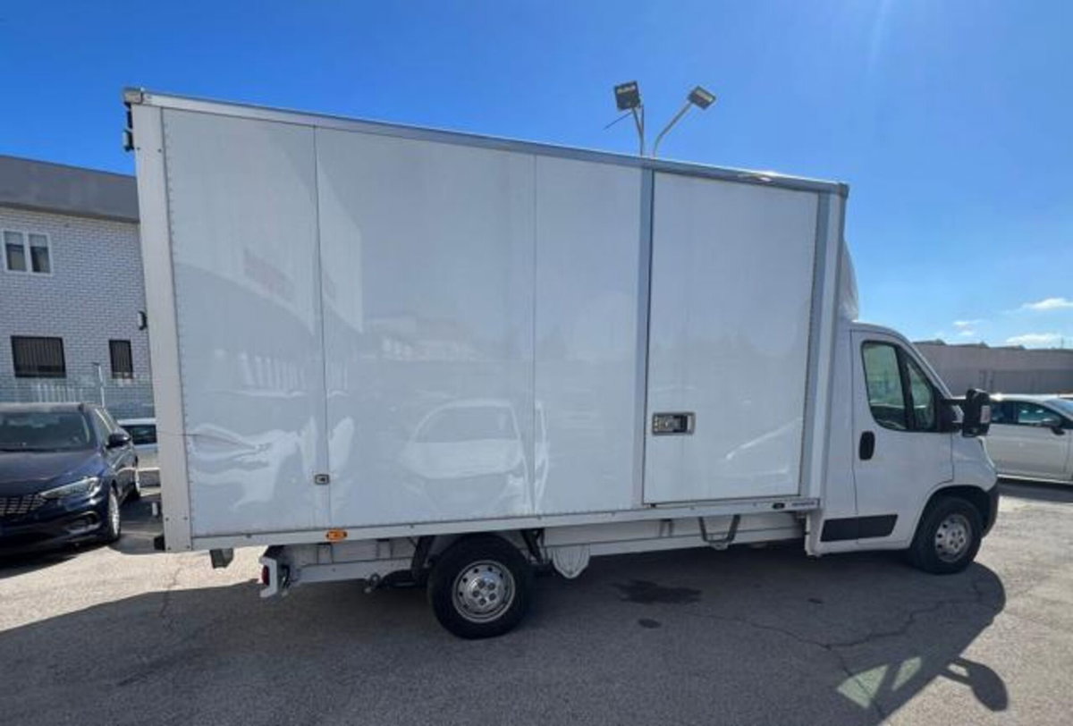 Peugeot Boxer 35 c.fisso L4 2.2 diesel 140cv S&S at8 (5)