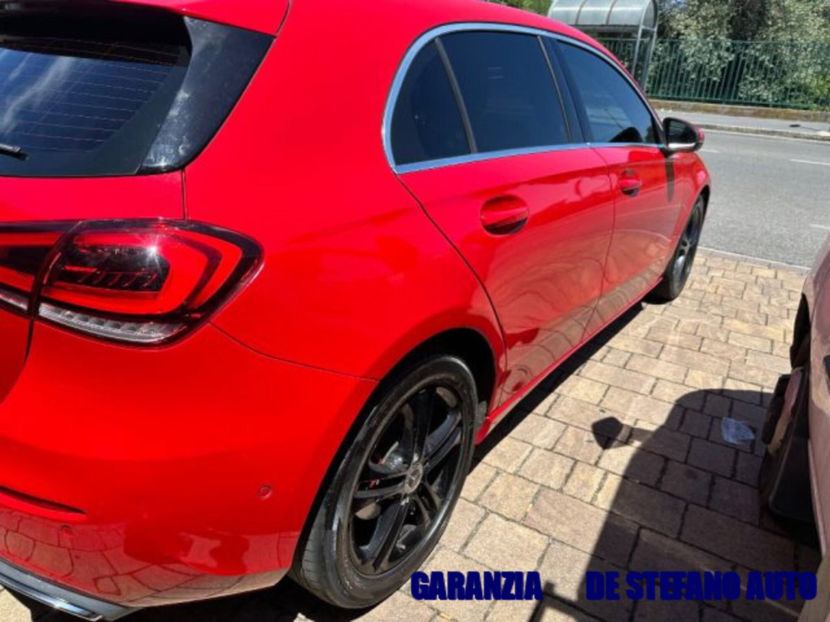 Mercedes-Benz Classe A Sedan 180 d Automatic 4p. Sport (6)